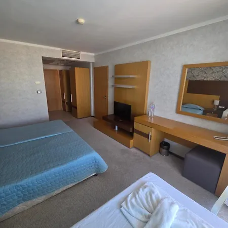 Sandy Bay Hotel Święty Włas