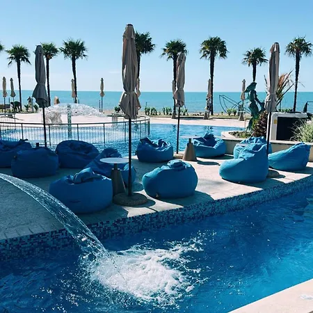 Sandy Bay فندق