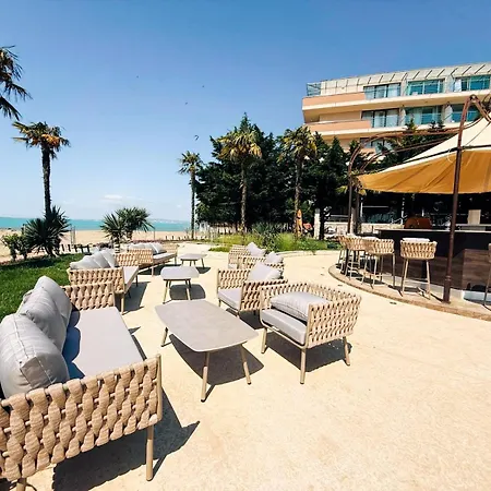 فندق Sandy Bay سفيتي فلاس
