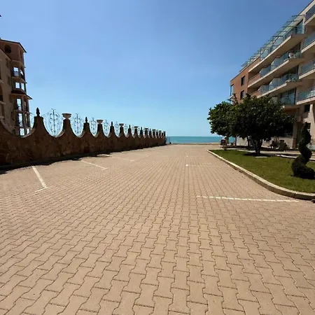 Hotel Sandy Bay 4*
