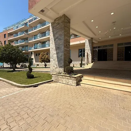 Sandy Bay 4*
