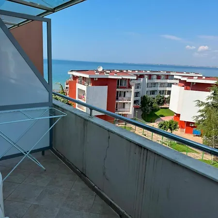 Sandy Bay 4*